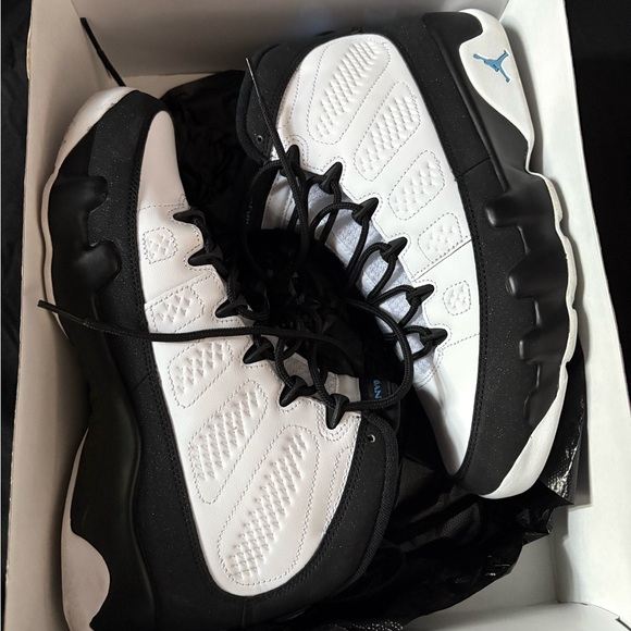 Jordan Air 9 Retro White and Blue-Black - Picture 1 of 7